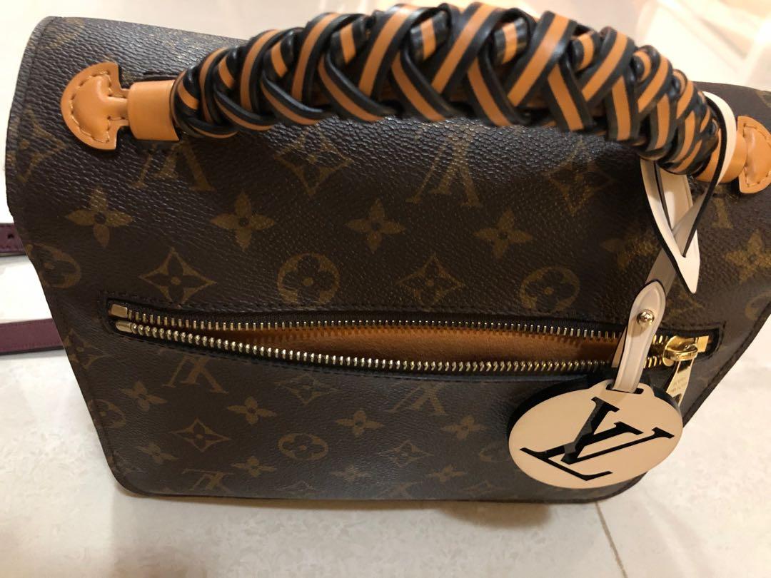 Louis Vuitton Braided Pochette Metis Black Leather – Luxe Collective