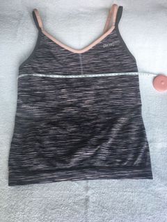 (Category: ) located in . Submitted by cesca24 (Listing ID 1083807861, Image 1). Description: .