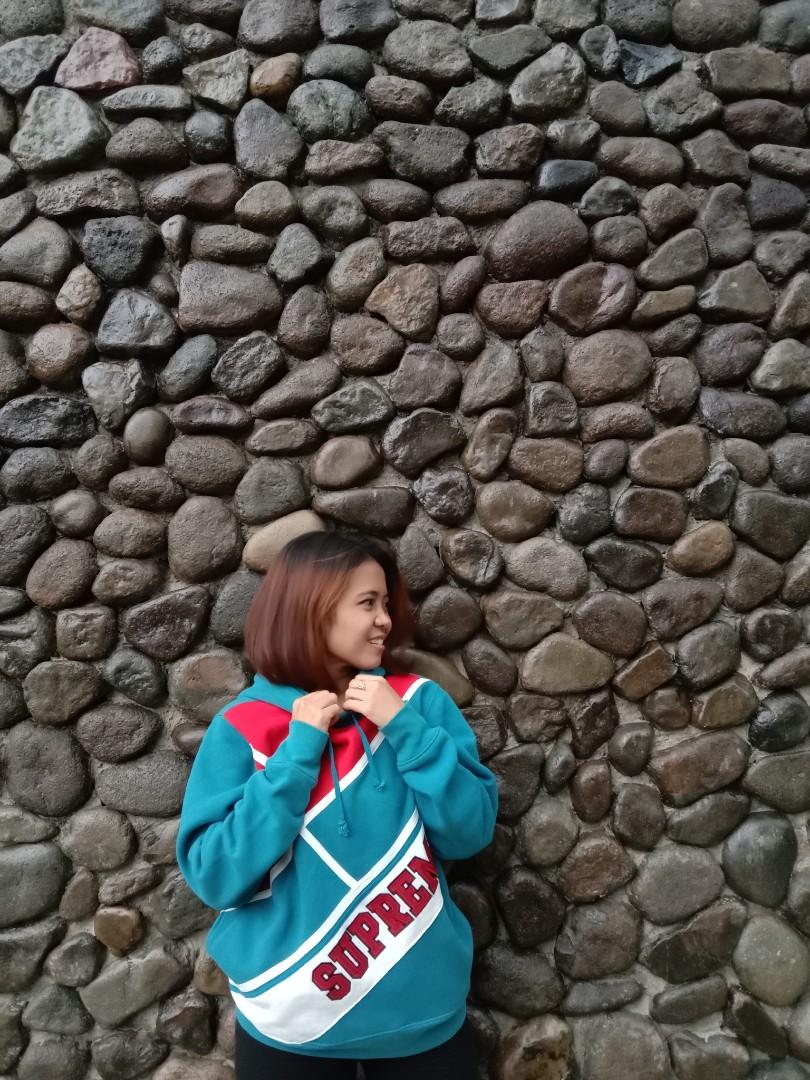 Supreme diagonal hoodie hotsell