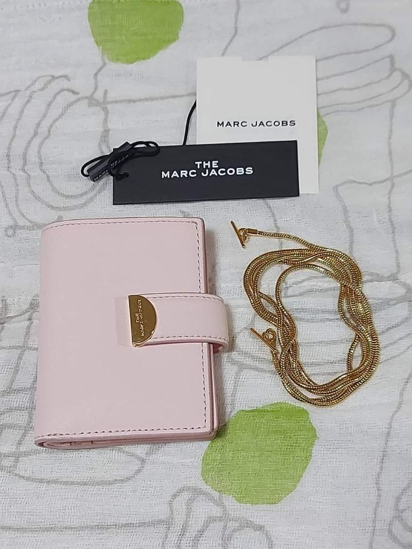 MARC JACOBS Half Moon Pink Wallet