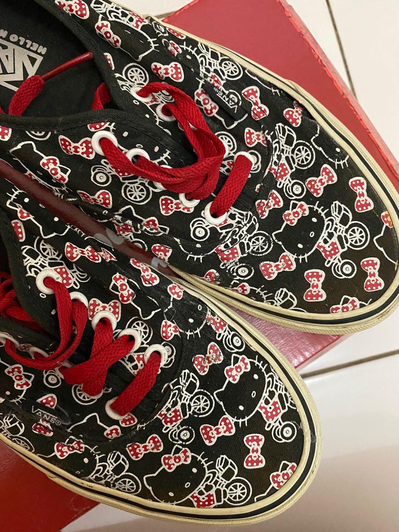 Vans Hello Kitty Fesyen Wanita Sepatu di Carousell