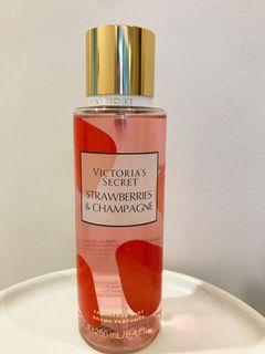 victoria secret golden pear review