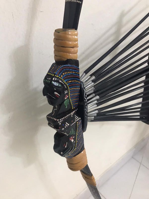 Vintage bow and arrow display set, Hobbies & Toys, Memorabilia