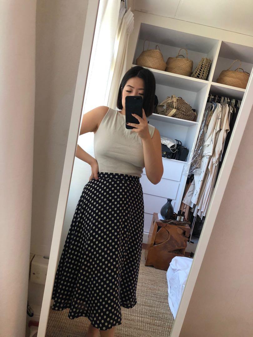 VINTAGE POLKA DOT SKIRT Women s Fashion Bottoms Skirts on Carousell