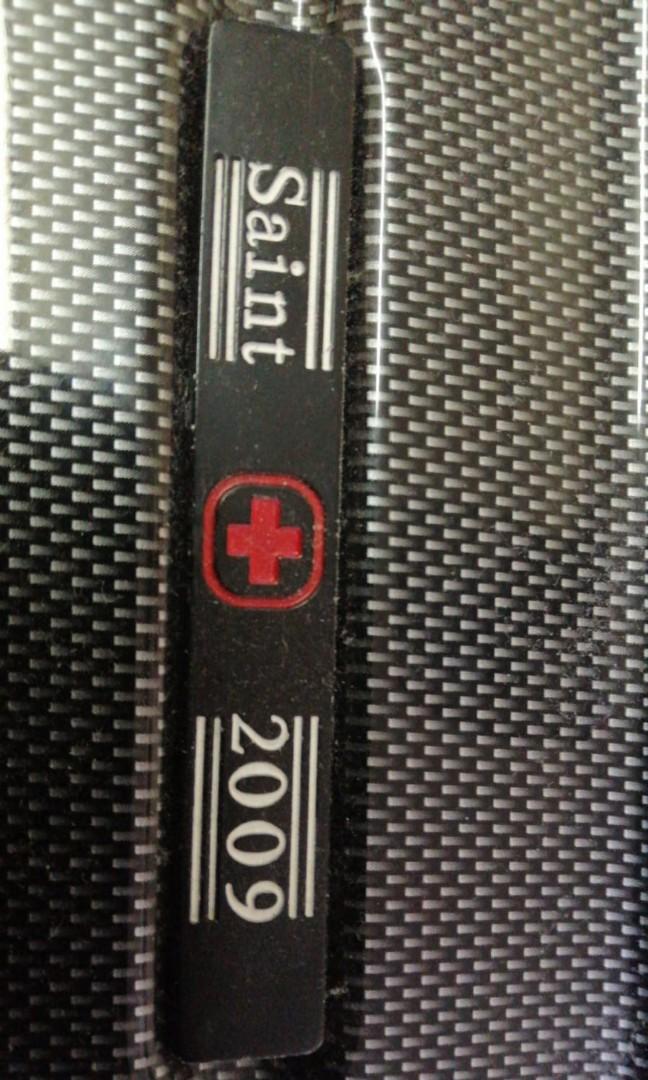 Saint 2009 hotsell luggage price