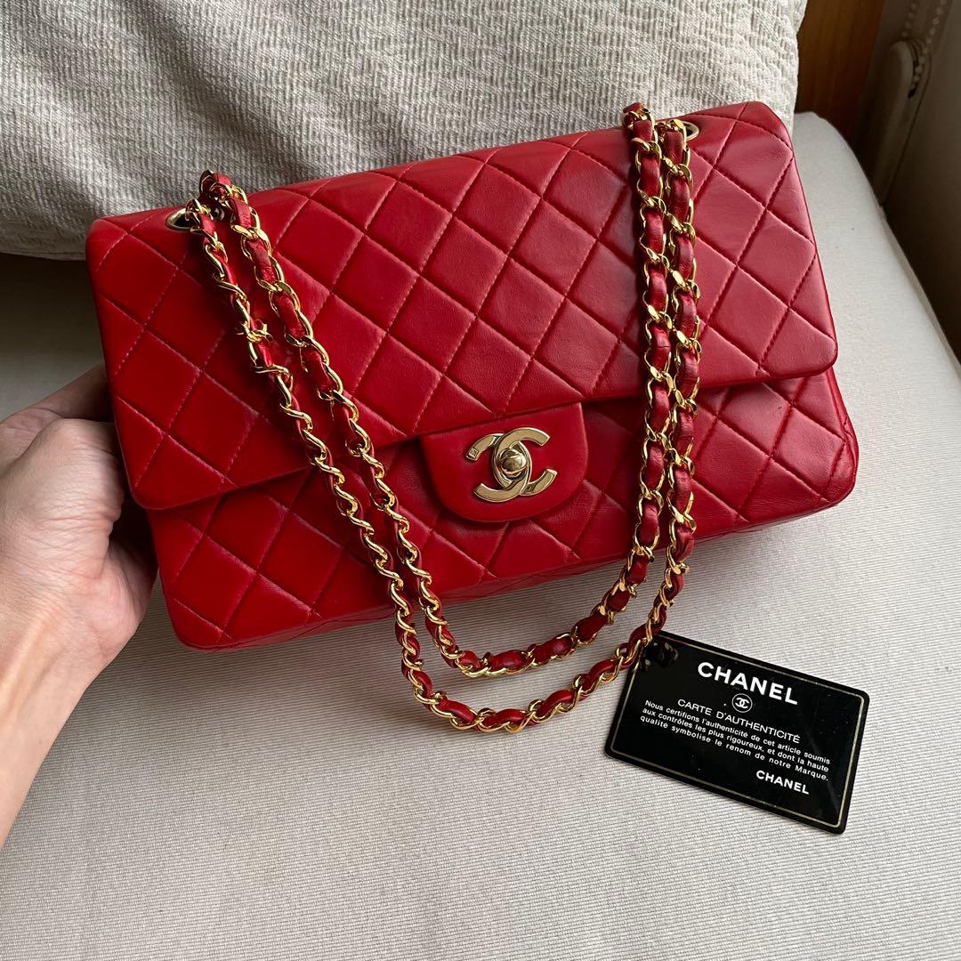 AUTHENTIC CHANEL Red Medium 10