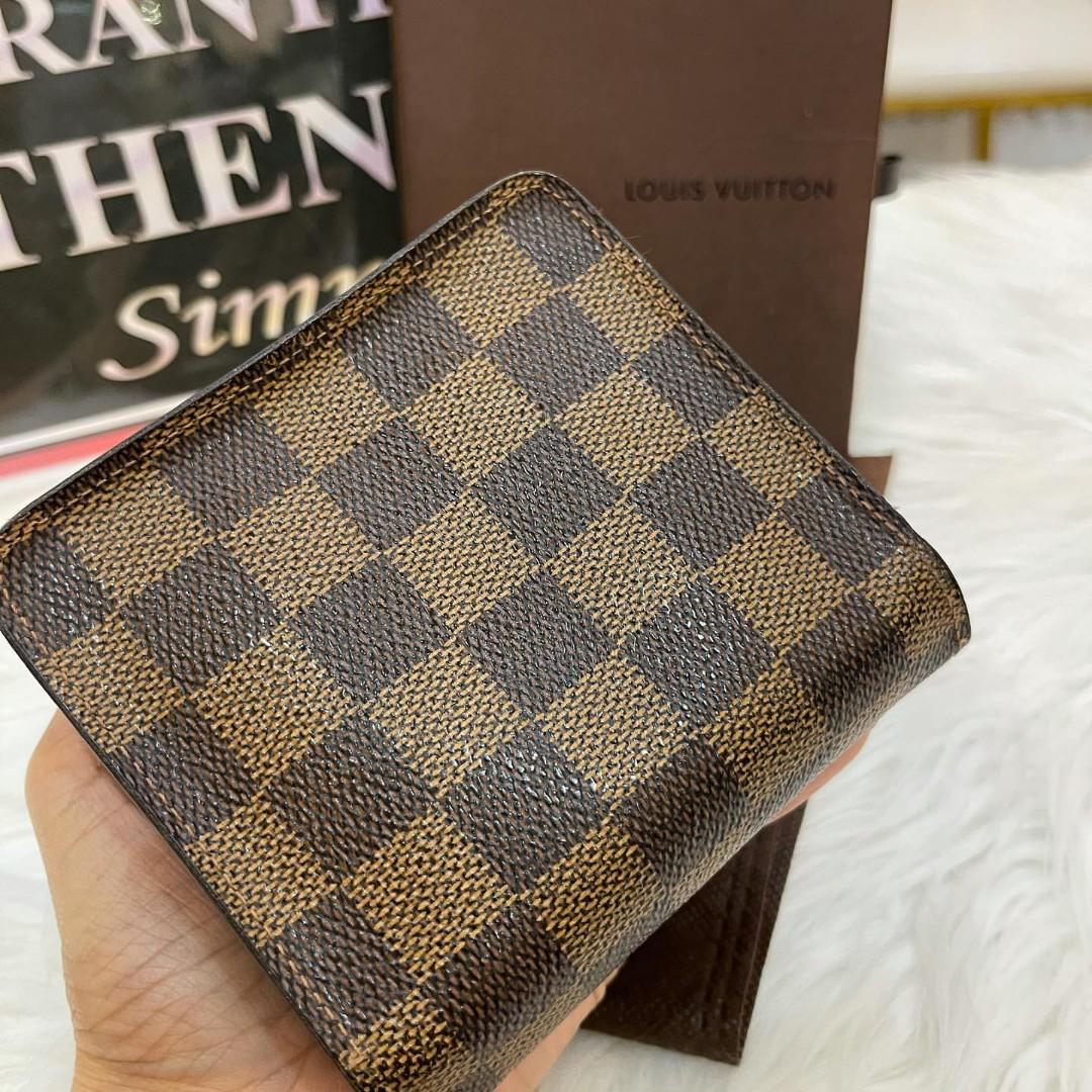 Authentic Louis Vuitton Damier Ebene Compact Zip Bifold Wallet, Luxury,  Bags & Wallets on Carousell