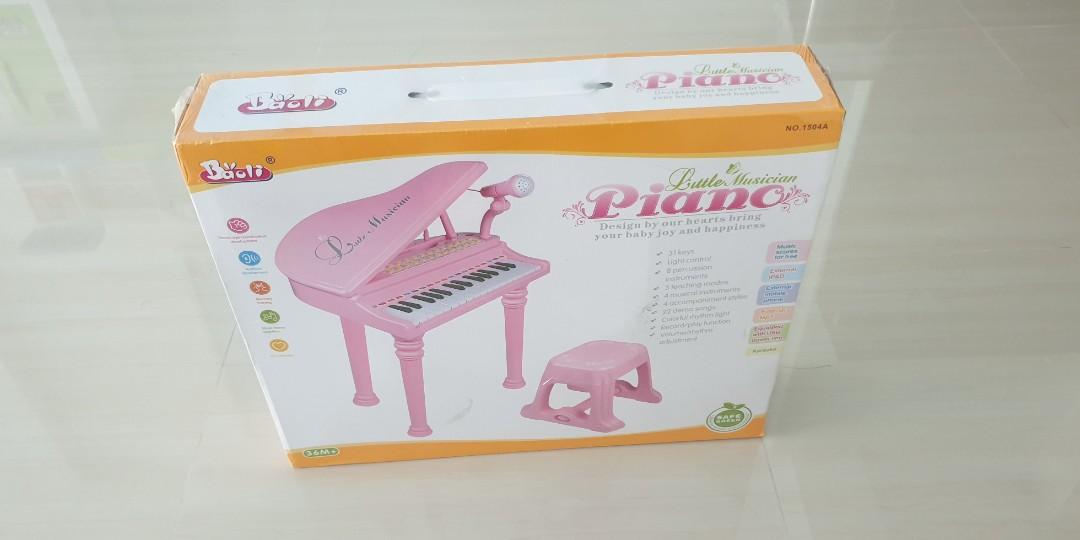 Baoli little cheap musician piano