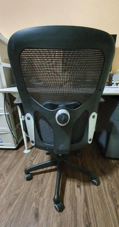 Benel q mesh outlet