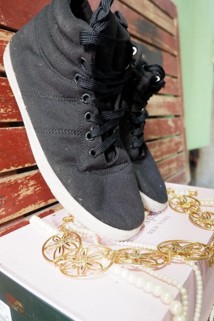 Reva cheap rubber shoes