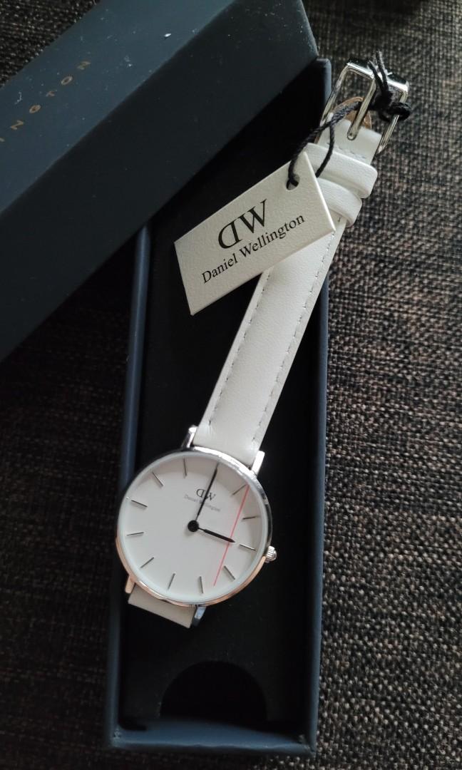BNIB 100 Authentic Daniel Wellington Ladies Watch