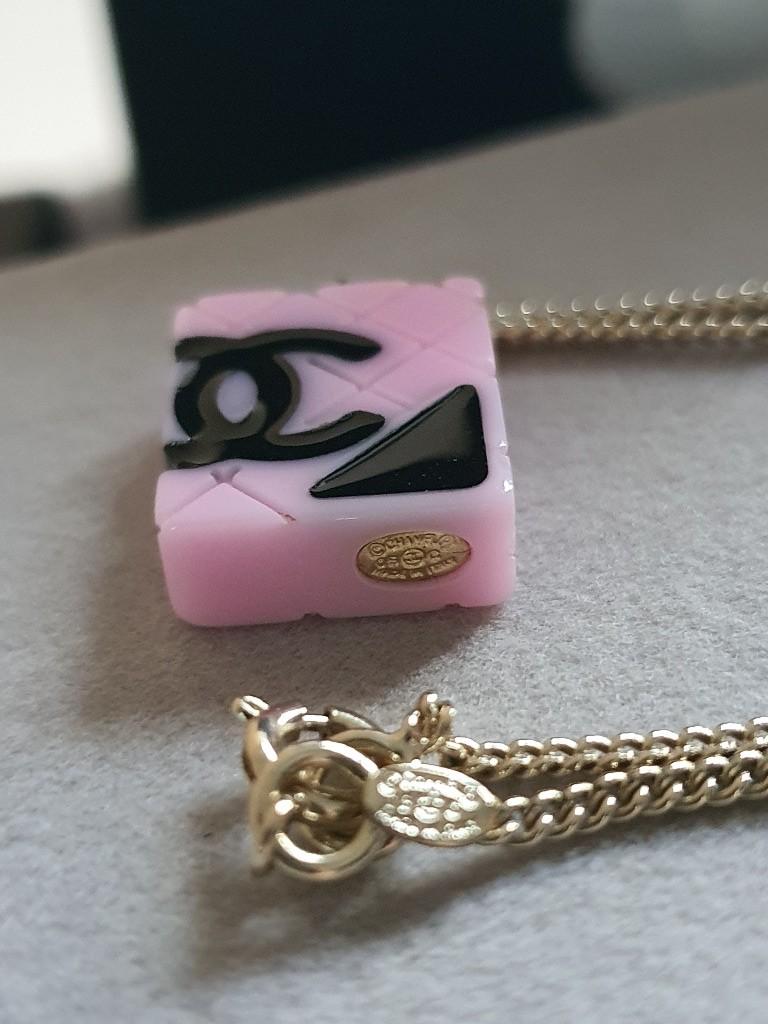 Chanel discount pink necklace