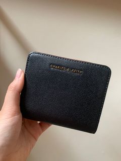 由 c74528 (刊登 ID 1083973976，圖片 1) 提交，位於 的 (類別：)，說明：。