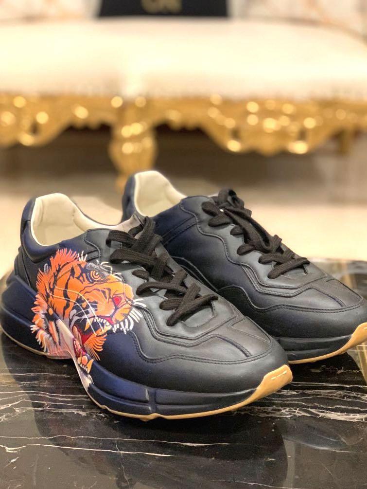 Rhyton leather sneaker with top tiger