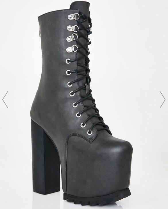 Current mood platform boots 2025