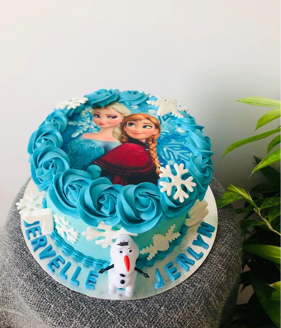 Frozen theme fondant cake with Elsa, Anna edible - CakesDecor