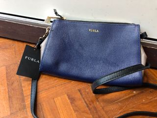 （分類：）位於 。 由 sellingstuff322 提交（商品編號 1083916888，圖片 1）。簡介： 。