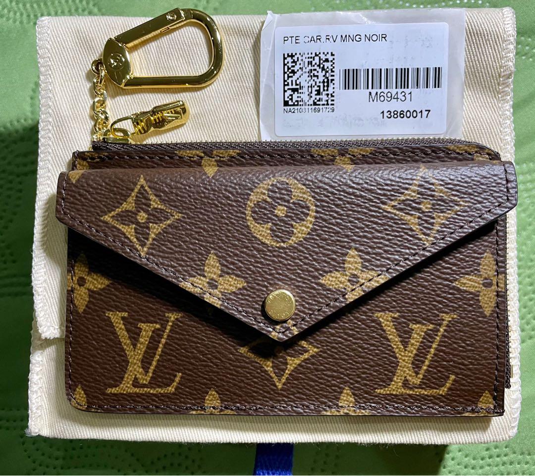 INTRODUCING🥁 Louis Vuitton Card Holder Recto Verso in Monogram