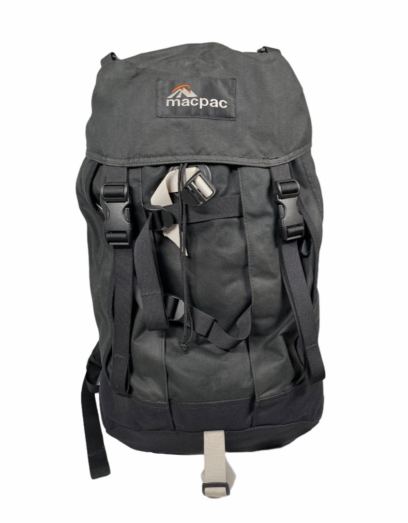 Macpac Backpack, Men's Fashion, Bags, Backpacks on Carousell