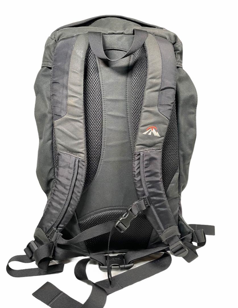 Macpac Backpack, Men's Fashion, Bags, Backpacks on Carousell
