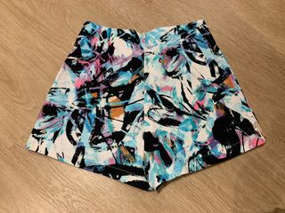 (Category: ) located in . Submitted by Ann_Kee (Listing ID 1084065491, Image 1). Description: .
