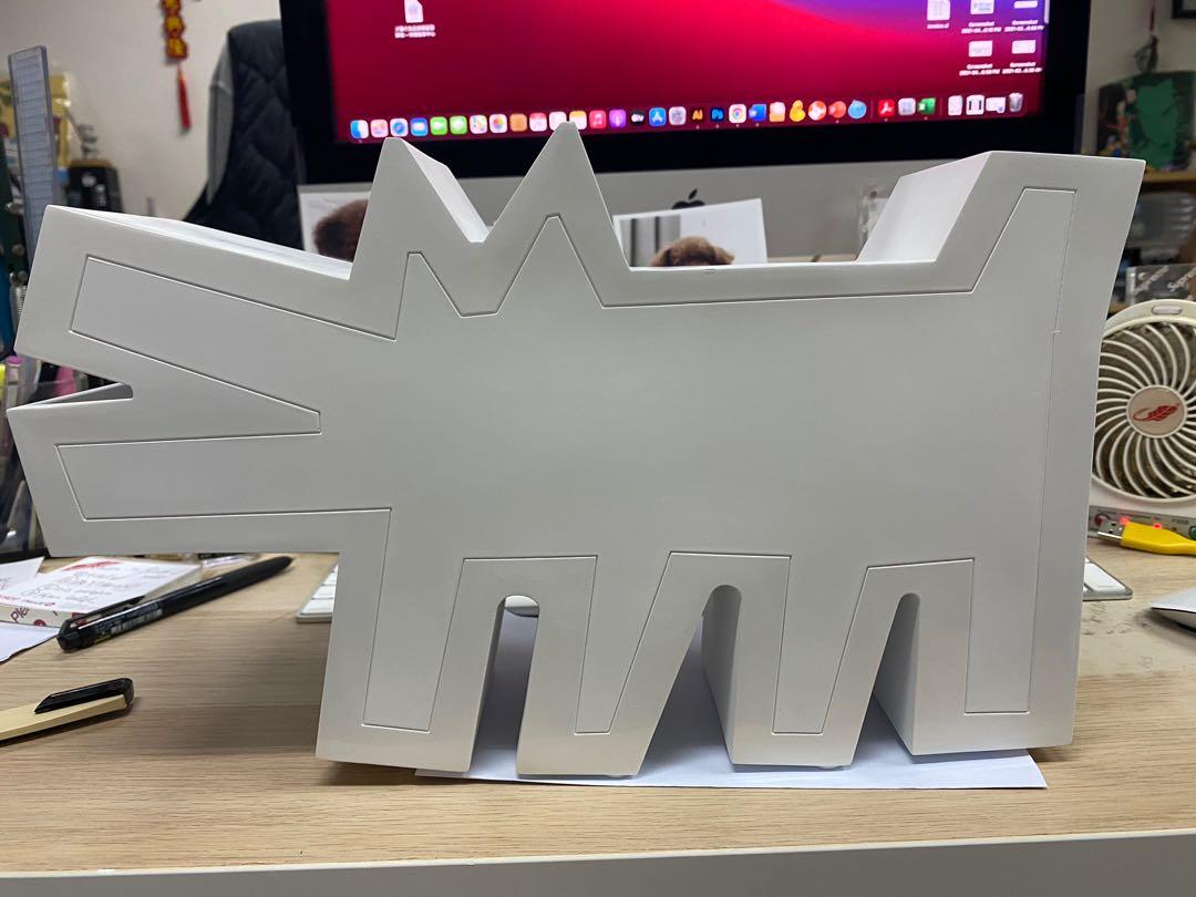 超限量Medicom Toy Keith Haring Barking Dog Statue White 超限量Medicom Toy Keith Haring Barking Dog Statue White