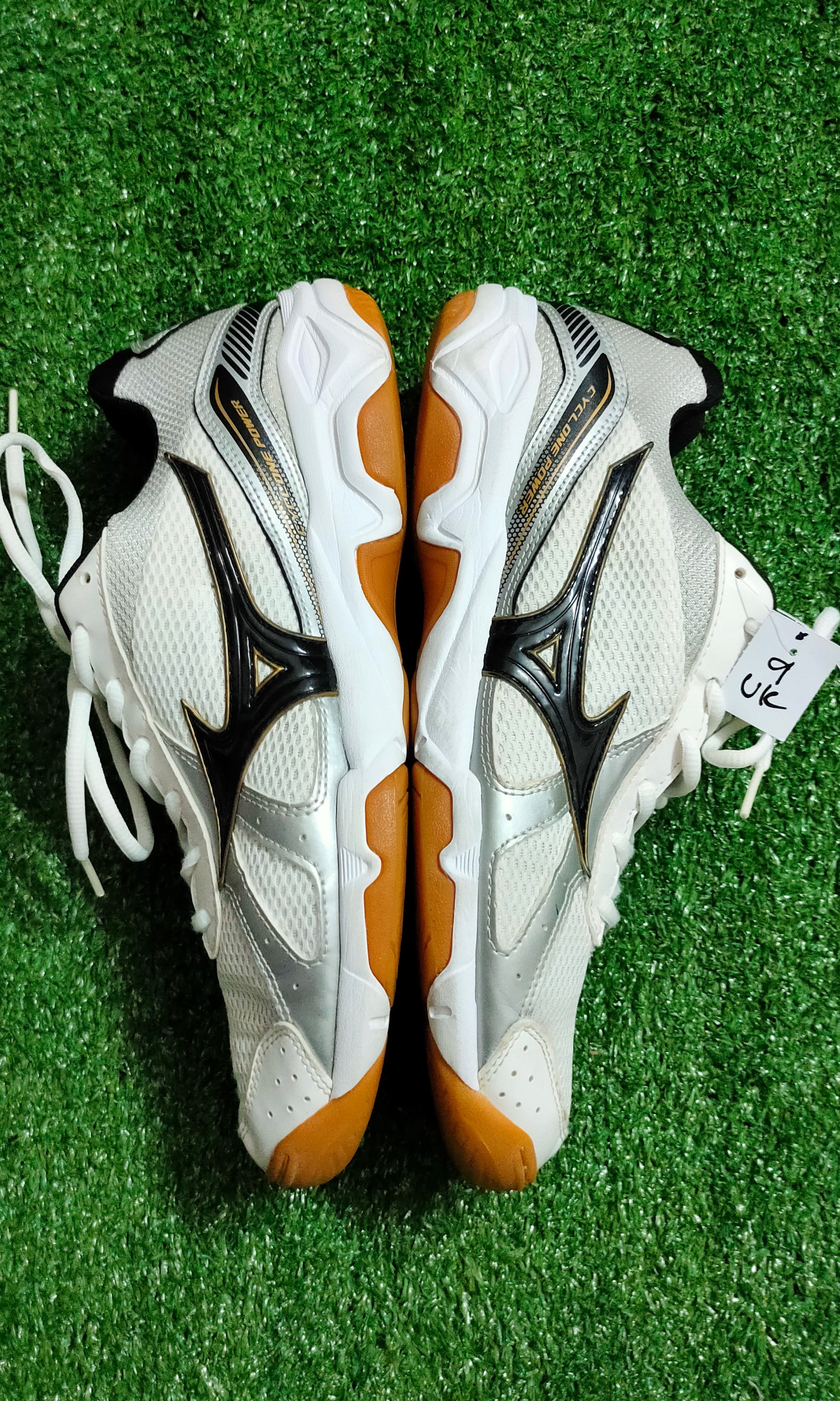 Mizuno wave bolt 1 2013 2025