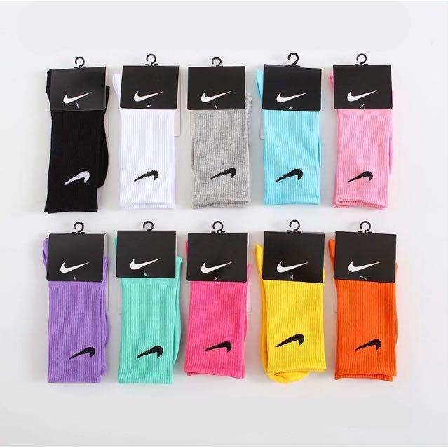 Coloured nike socks shop