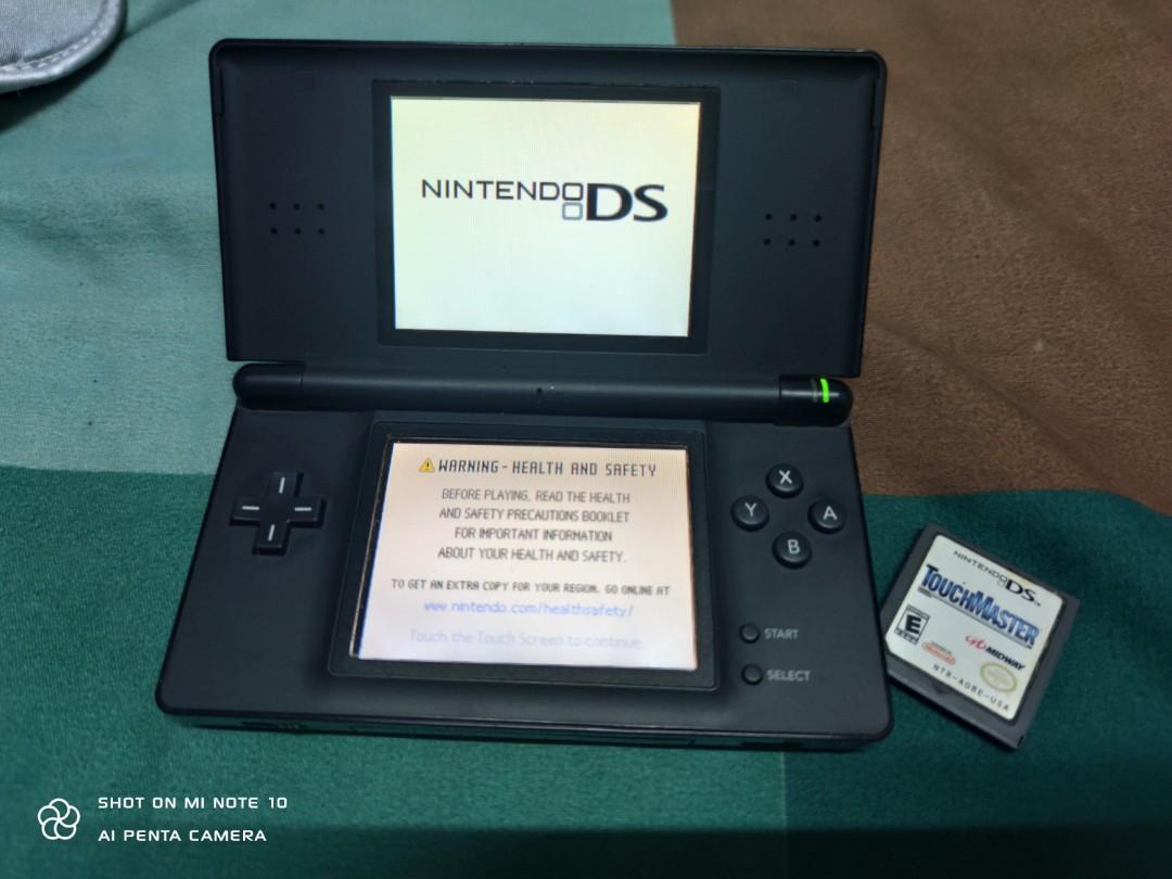 Nintendo Ds Lite Black Video Gaming Video Game Consoles Nintendo On Carousell