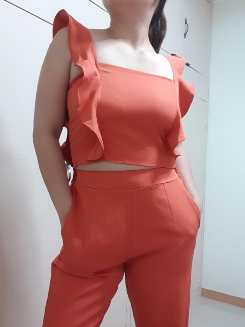 Rust Orange Coordinates (Category: Sets or Coordinates) located in Muntinlupa City. Submitted by alt1818 (Listing ID 1084034841, Image 1). Description: #prelovedcoordinates 💋Rust orange. 2 way -strap up or off shoulder . smocked back. Garterized pants with side pockets. 💋Decluttering 💋used once. like new 💋Price is based on item's condition. 💋Color may vary due to lighting condition 💋Please manage your expectations when buying peloved.
