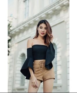 (Category: ) located in . Submitted by prettyfitcloset9 (Listing ID 1084033558, Image 1). Description: .