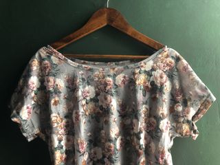（分類：）位於 。 由 poor_j_j 提交（商品編號 1083982608，圖片 1）。簡介： 。