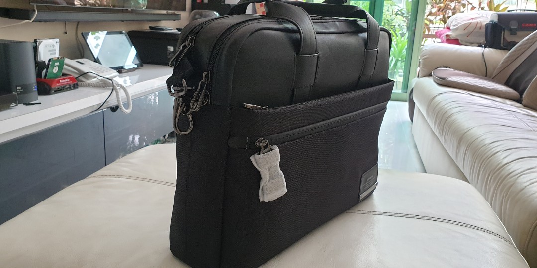Vestor samsonite deals