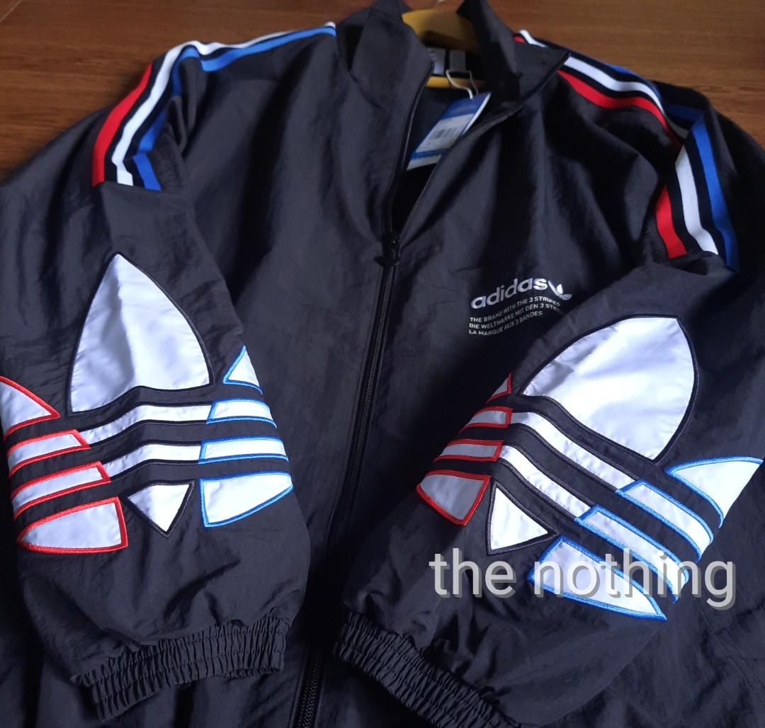Adidas originals track jacket adicolor tricolor black, Fesyen Pria, Pakaian  , Baju Luaran di Carousell