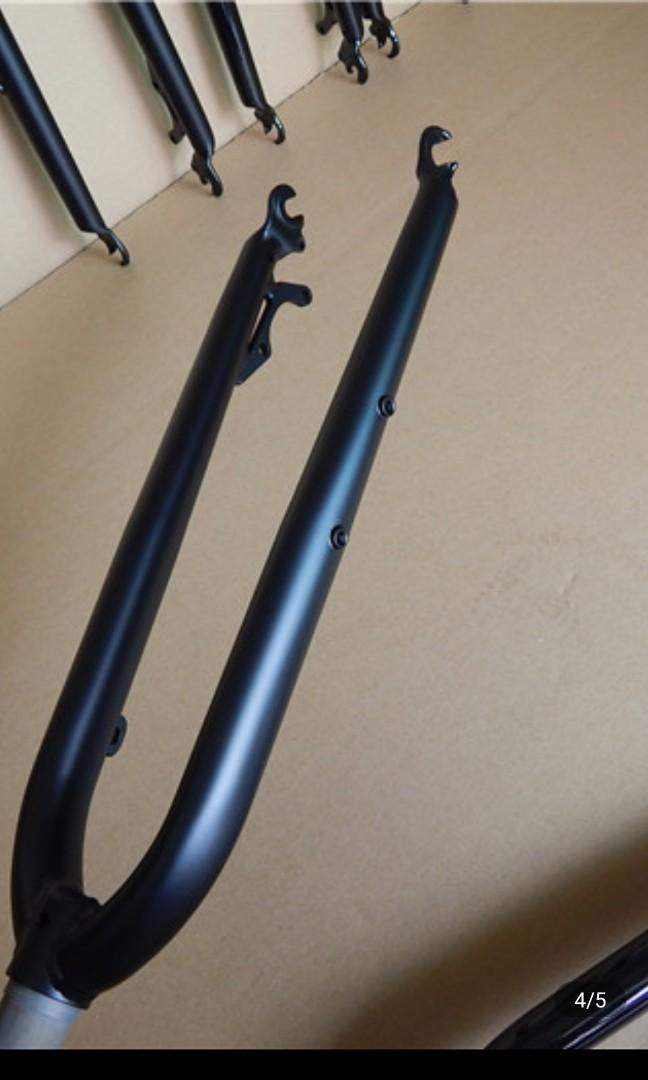 Touring bike fork online