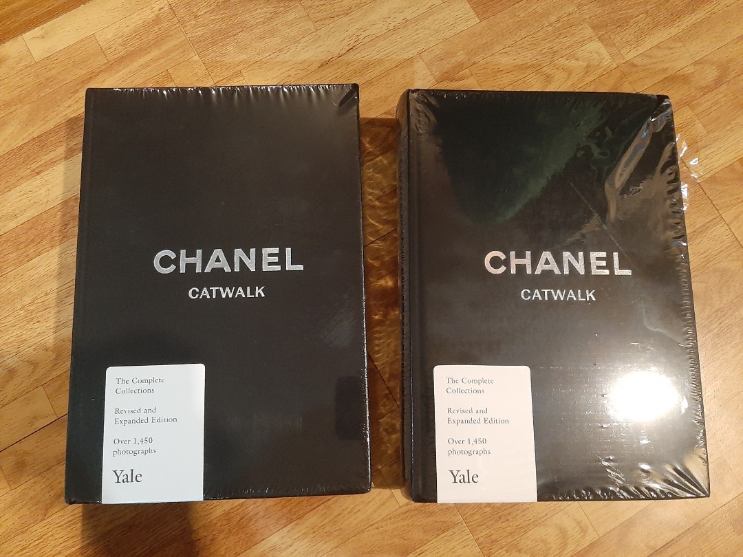 Behov for sennep Rådne Chanel Catwalk, Hobbies & Toys, Books & Magazines, Magazines on Carousell