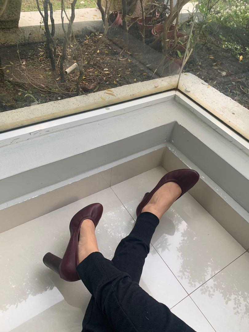 Clarks burgundy heels sale