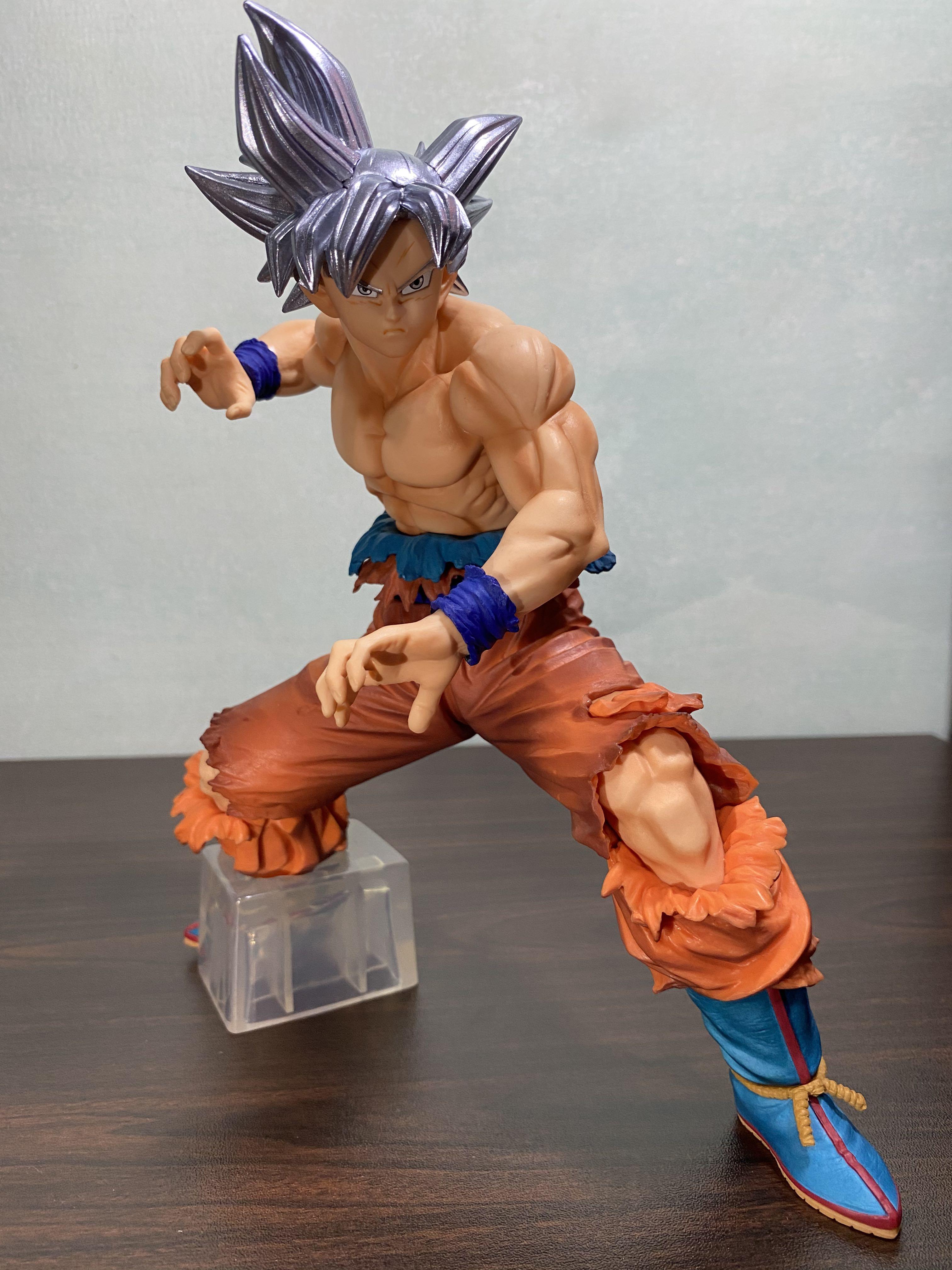 Figurine Super Dragon Ball Z Heroes – Son Goku Ultra Instinct Masterlise – Ban Dai Neuve