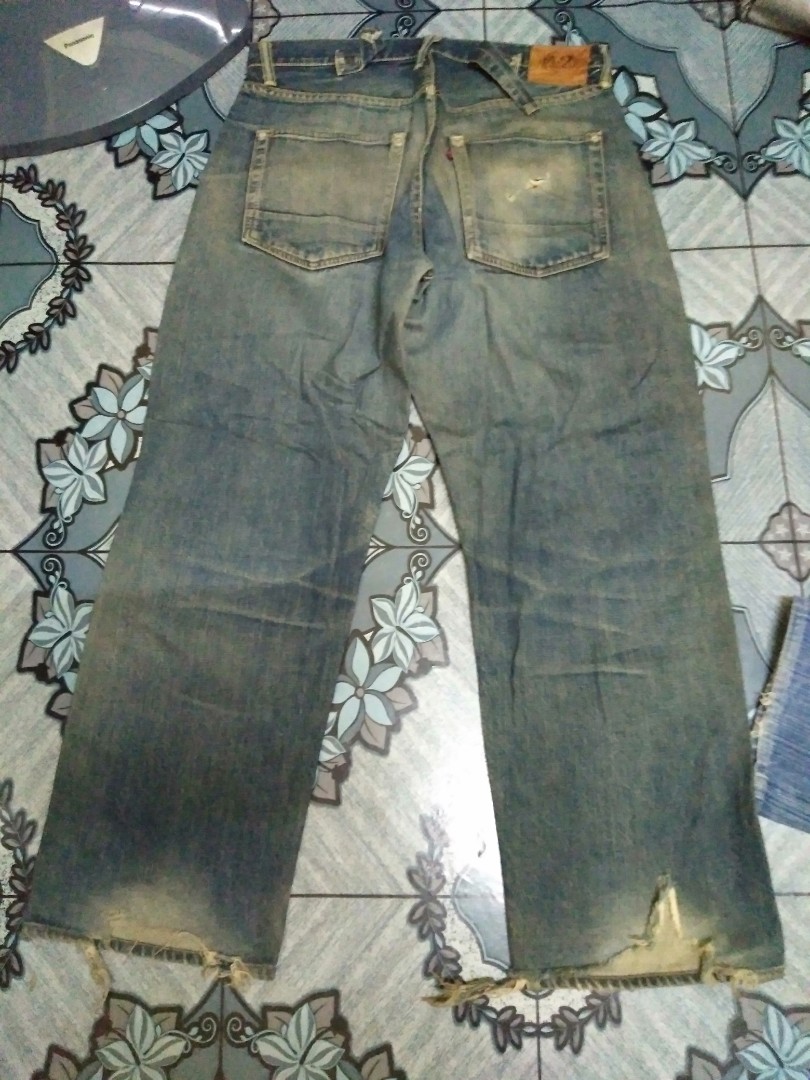 Evisu lot 2004. Men s Fashion Bottoms Jeans on Carousell