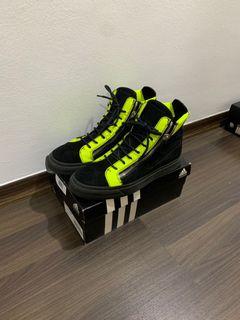 bånd professionel søsyge Affordable "giuseppe zanotti sneakers" For Sale | Sneakers | Carousell  Singapore