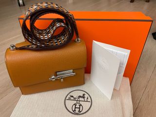 （分類：）位於 。 由 fongjoys 提交（商品編號 1084262521，圖片 1）。簡介： 。