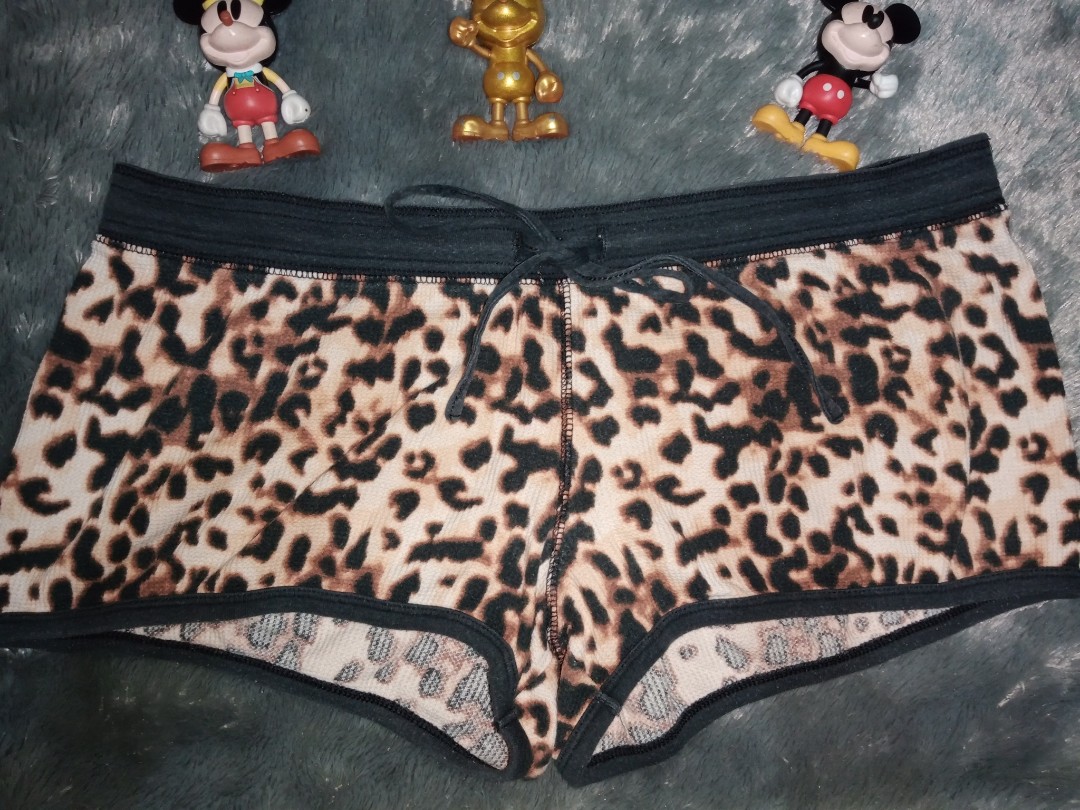 Hot pants lasenza leopard, Fesyen 