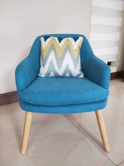 IPW Zara Accent Chair (Category: Chairs) located in Manila. Submitted by act92 (Listing ID 1084209411, Image 2). Description: Selling these accent chairs from IPW. Brand new! Still has plastic cover. Assembled already With throw pillow Available colors: Tuscany Yellow, Royal Blue.