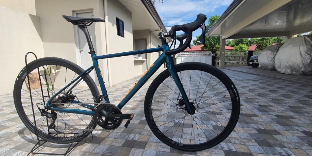 KESPOR Featherlight DISK Road Bike Sports Equipment Bicycles