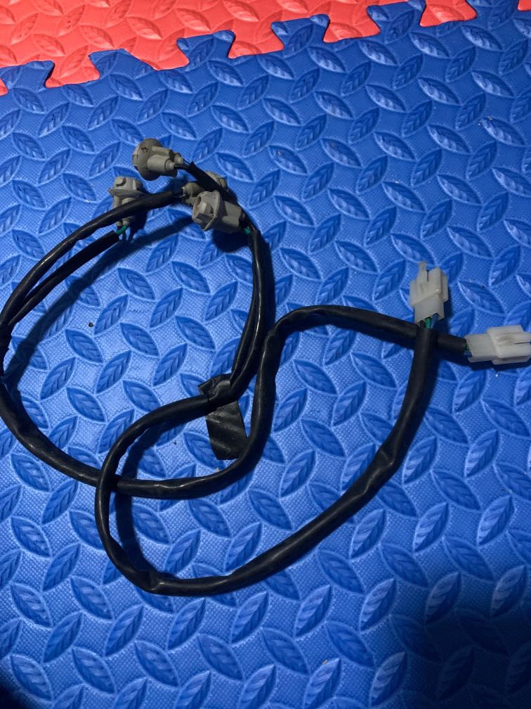 Lc 135 Yamaha spark signal light and pole light harness, Motorcycles