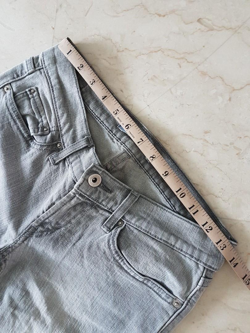 Levi's 524 skinny size 7 deals