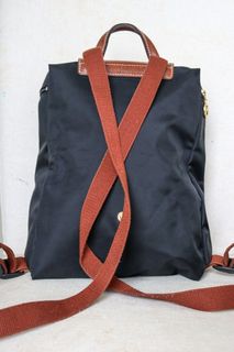 （分類：）位於 。 由 lilianct 提交（商品編號 1084177061，圖片 1）。簡介： 。