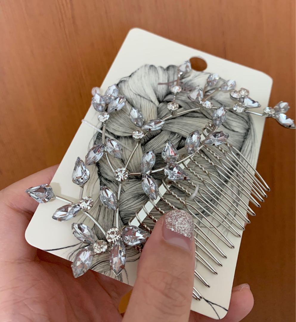 Lovisa Hair Accesory, Women's Fashion, Watches & Accessories, Hair