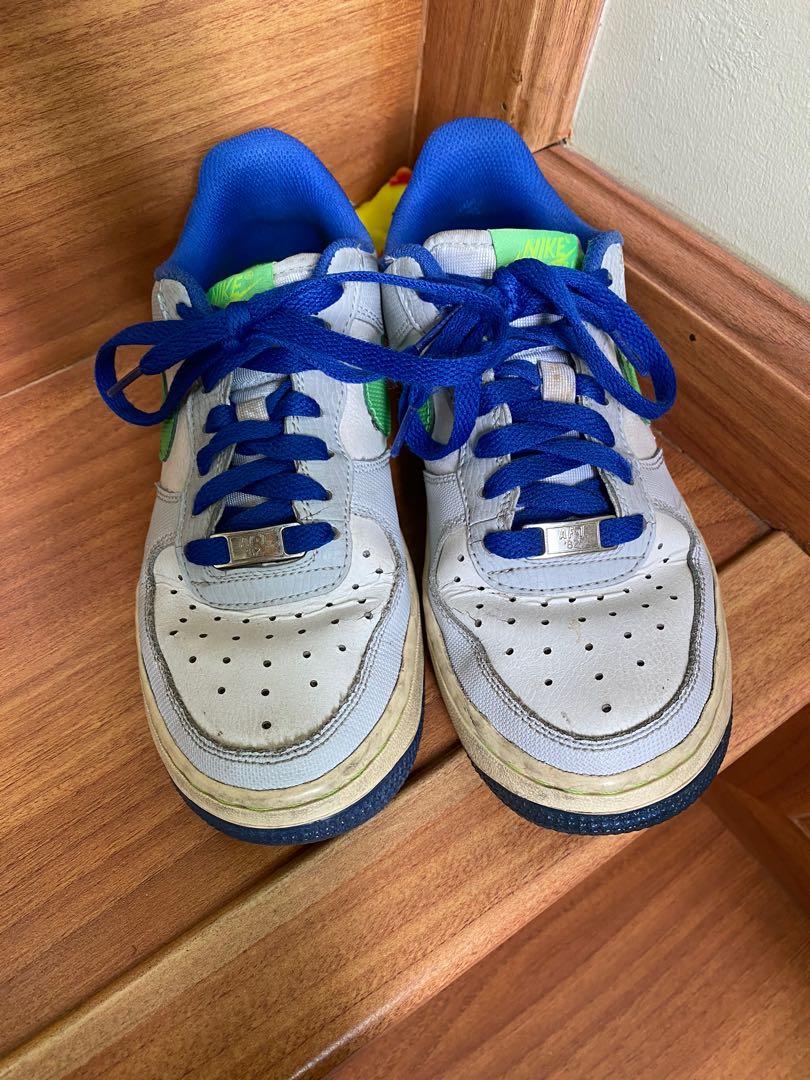 Nike size 6 youth in women's discount