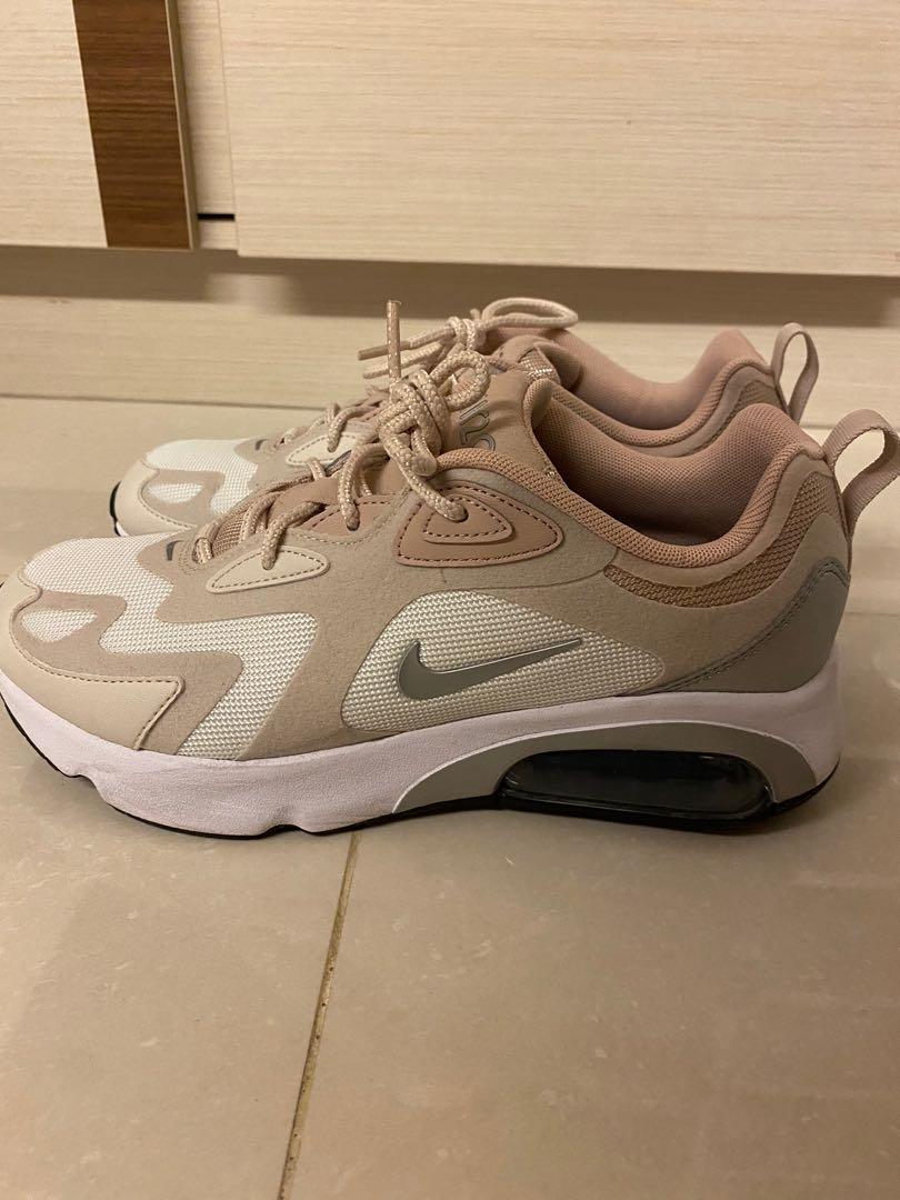 NIKE AIR MAX 200 Women s Fashion Footwear Sneakers on Carousell